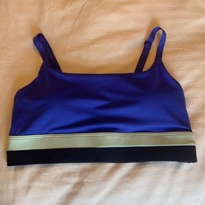 Athleta Bikini Swim Top Size Medium NWOT